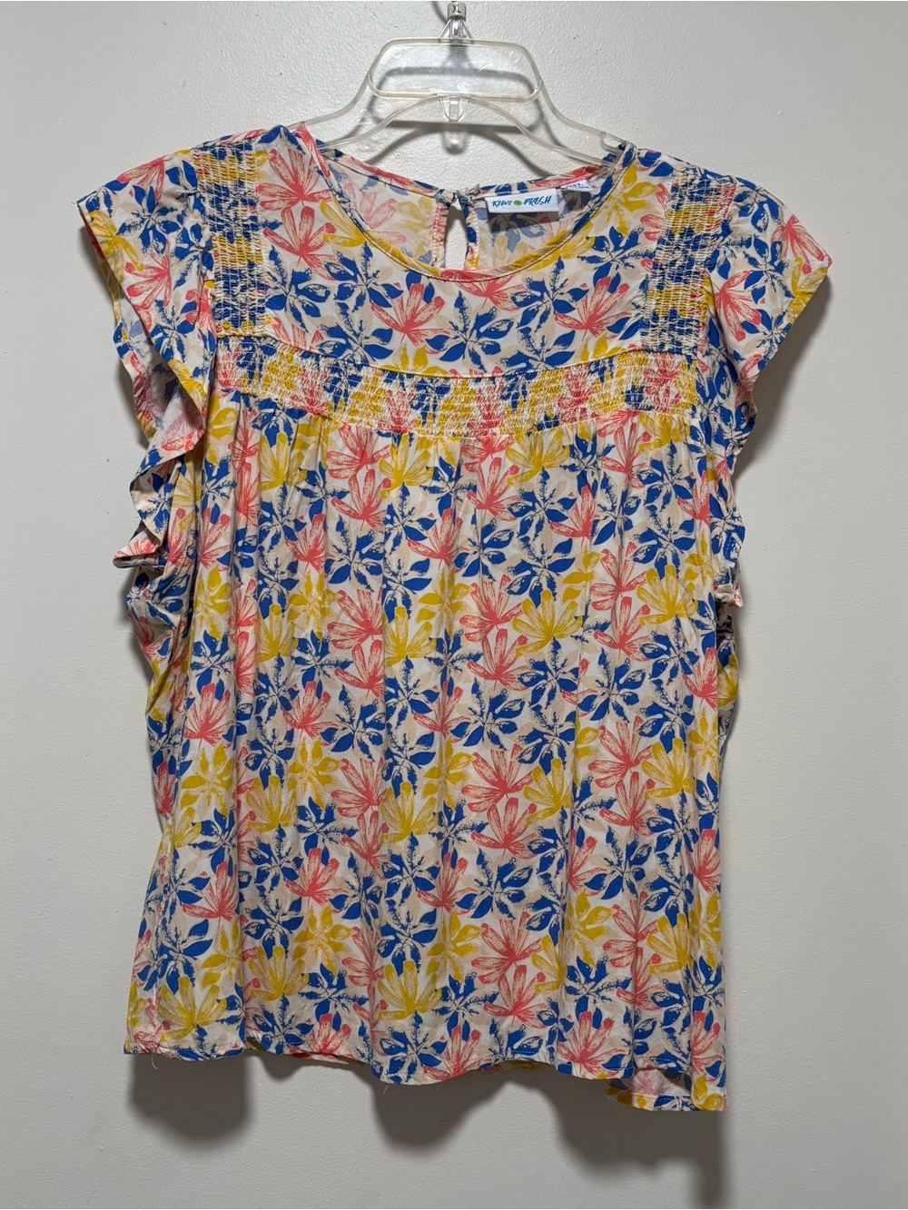 Kiwi fresh XL Petrie Floral Smocked Flutter Sleeve Blouse rayon lightweight
